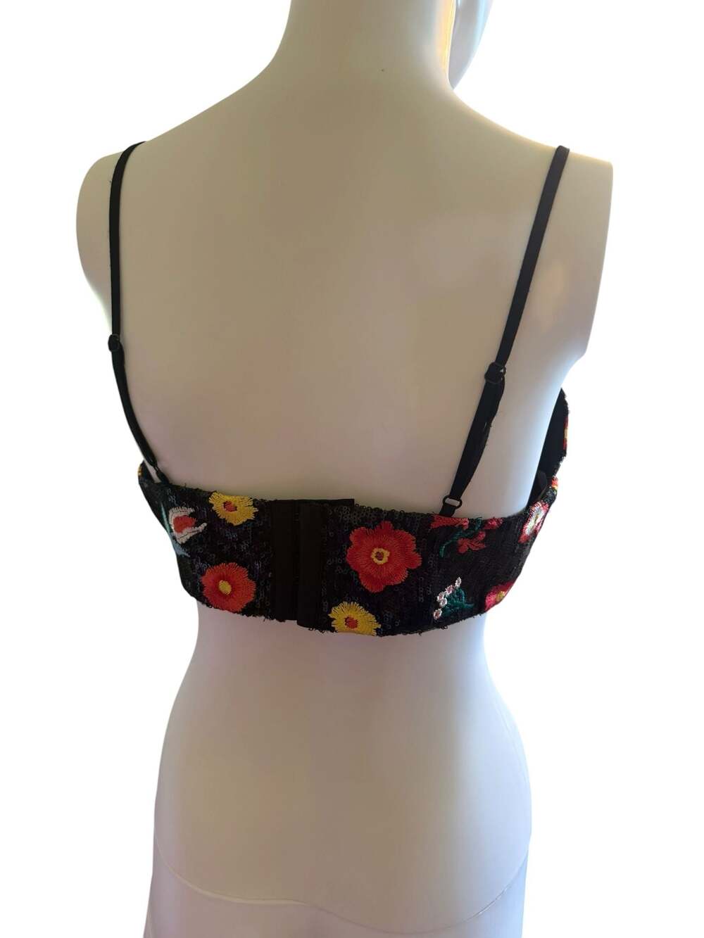 Forever 21 Black Sequin Floral Embroidery Crop Top Bralette Size M - Picture 2 of 3